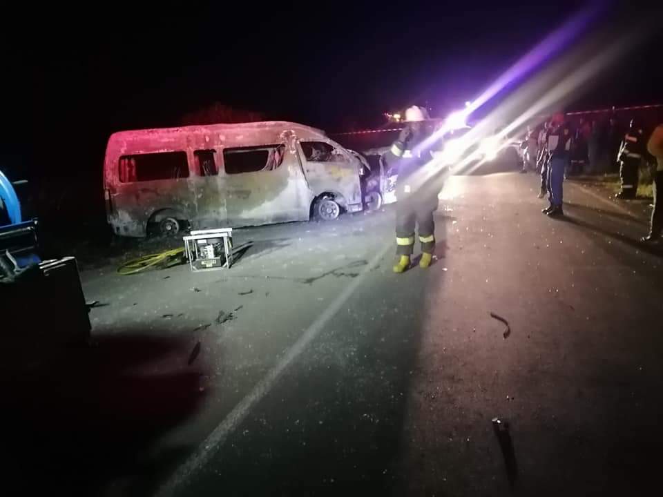 Four dead in minibus taxi and car head-on crash near Estcourt