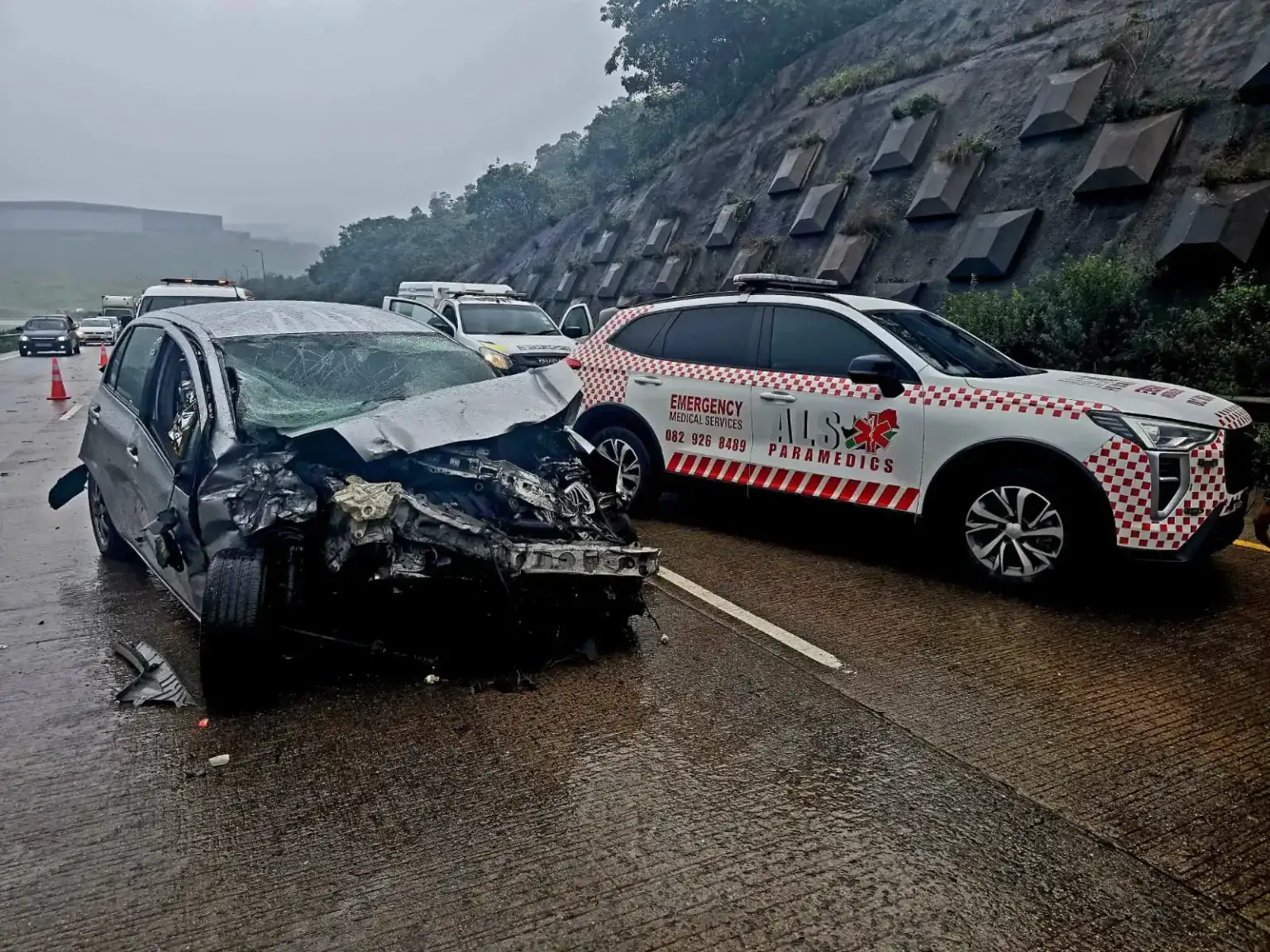 Driver Killed After Car Ploughs Into Truck on N3 Near Cato Ridge