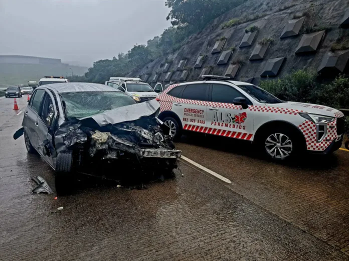 cato ridge crash1 Driver Killed After Car Ploughs Into Truck on N3 Near Cato Ridge