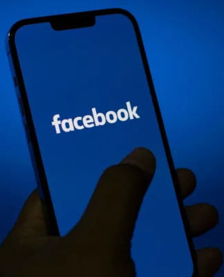 facebook down worldwide