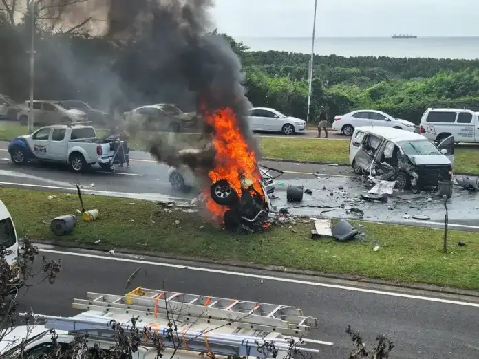 fatal multi-vehicle crash on Durban’s M4 Ruth First Highway near Hyper by the Sea.